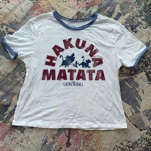 LION KING HAKUNA MATATA• GRAPHIC T • SIZE XL